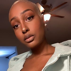 Meet your Posher, Rekiesha